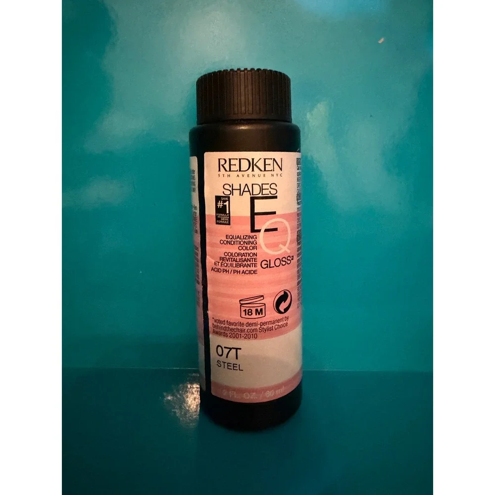 Redken Shades EQ Gloss 7T Steel Demi-Permanent Hair Color shine